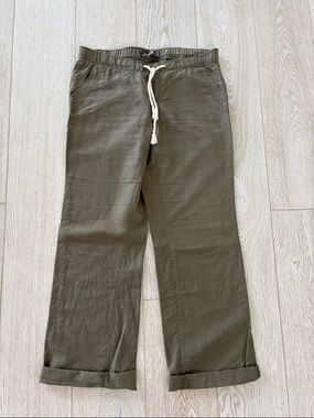 Eddie Bauer women’s size small linen pants.